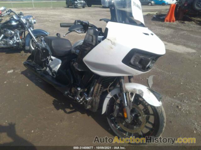 INDIAN MOTORCYCLE CO. CHALLENGER DARK HORSE, 56KLCDRR8L3387150