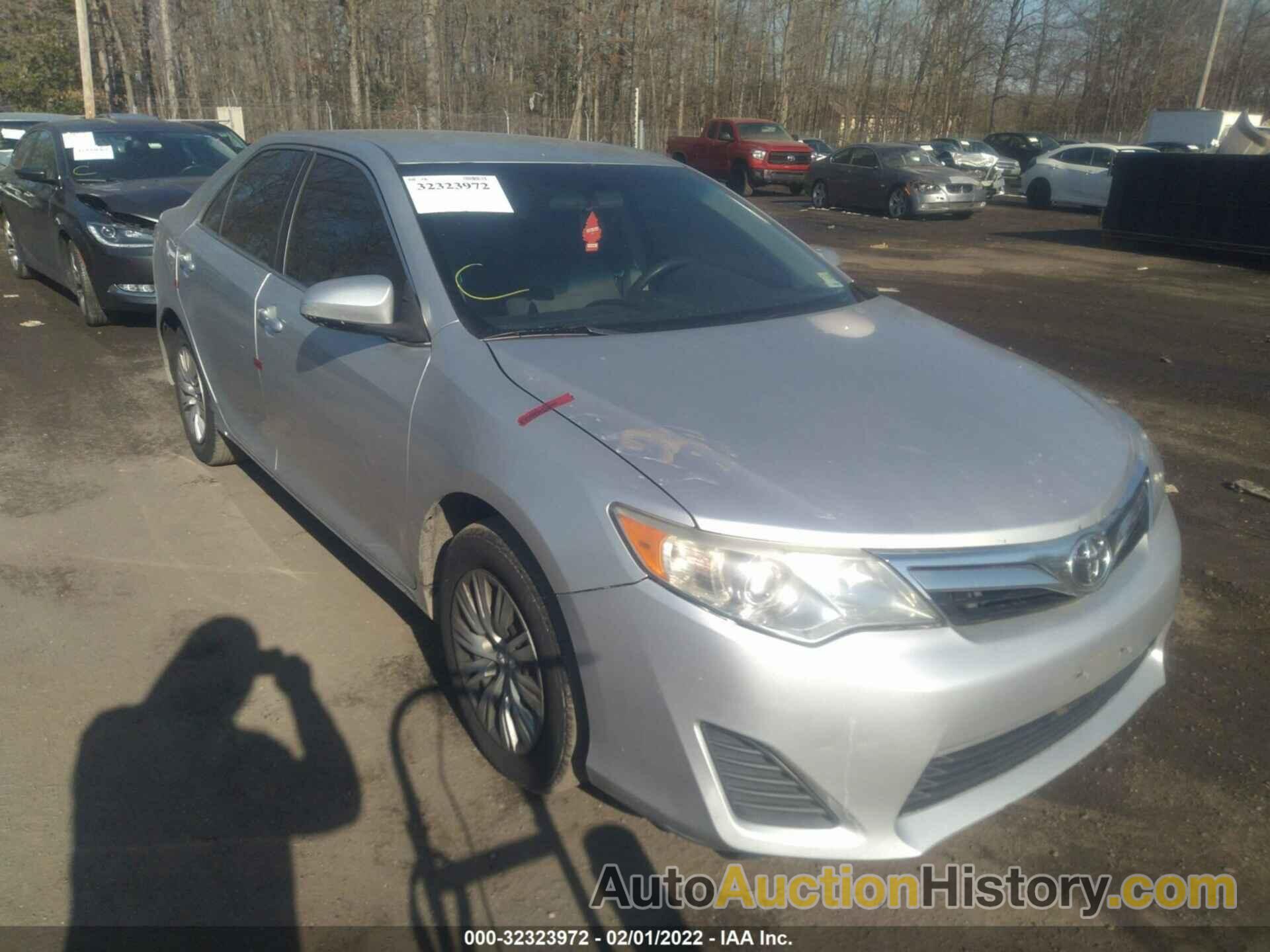 TOYOTA CAMRY LE, 4T1BF1FK7CU135491