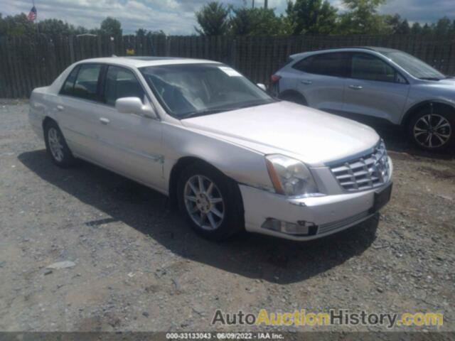 CADILLAC DTS LUXURY COLLECTION, 1G6KD5E67BU142528