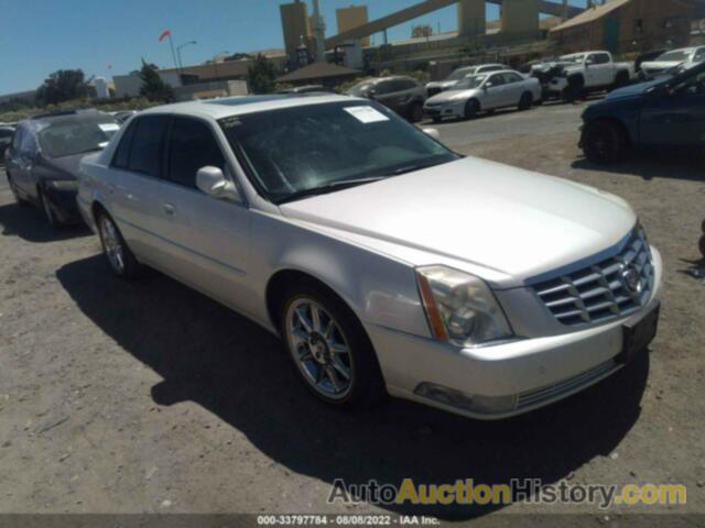 CADILLAC DTS LUXURY COLLECTION, 1G6KD5E65BU137263