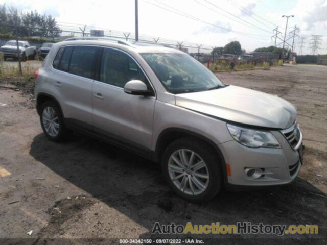 VOLKSWAGEN TIGUAN SE 4MOTION WSUNROOF &, WVGBV7AX9BW553711