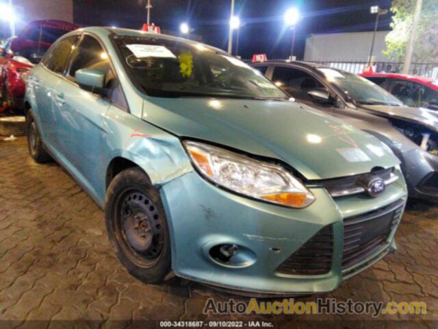 FORD FOCUS SE, 00AHP3F29CL437271