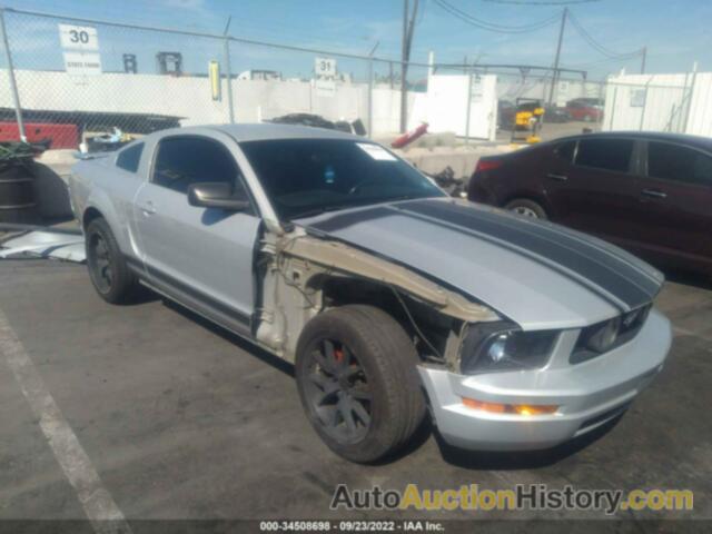 FORD MUSTANG DELUXE/PREMIUM, 1ZVFT80N975322254