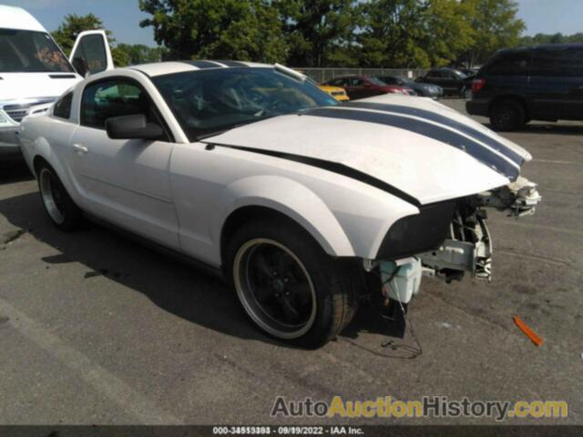 FORD MUSTANG STANDARD/DELUXE/PREMIUM, 1ZVFT80N365209933