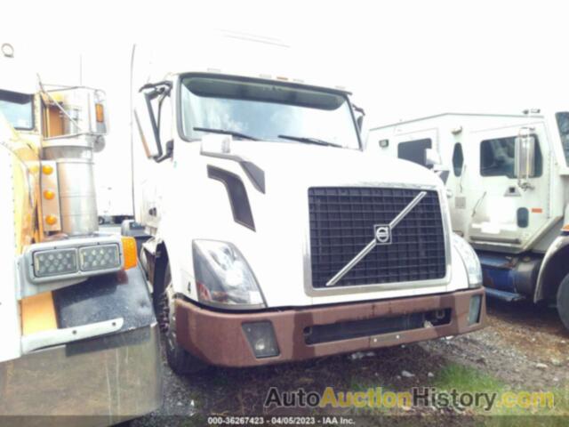 VOLVO VN*ORS, 4V4NC9TH8GN953236