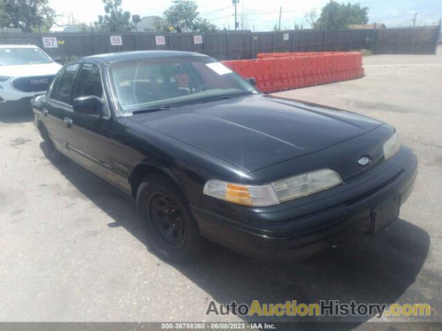 FORD CROWN VICTORIA TOURING, 2FALP75WXNX227211