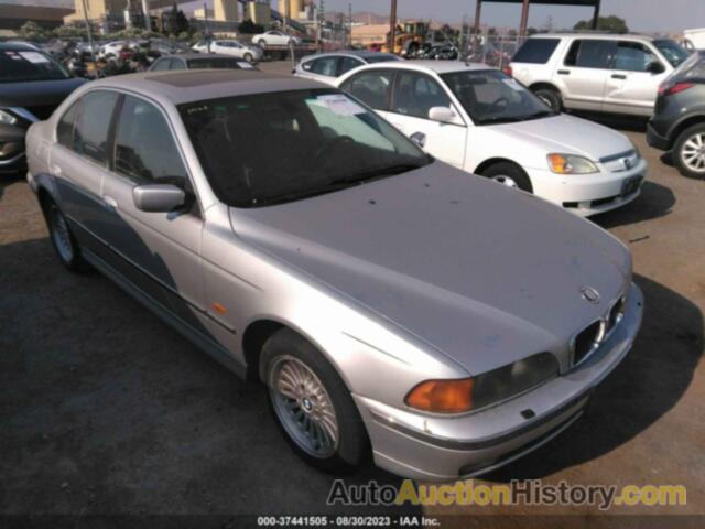 BMW 5 SERIES 540IA, WBADN6346YGM68092