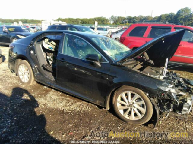 TOYOTA CAMRY LE, 4T1C11BK0PU097777