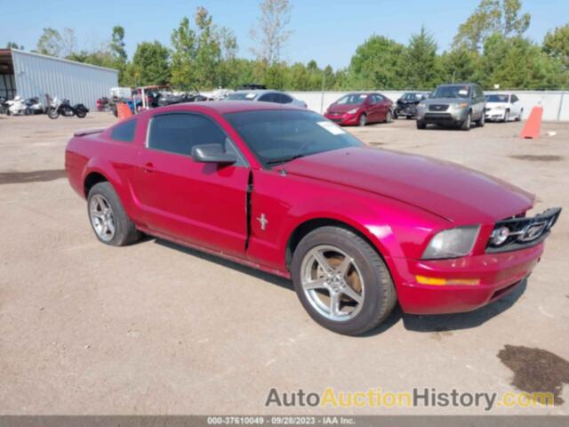 FORD MUSTANG DELUXE/PREMIUM, 1ZVFT80N775304450