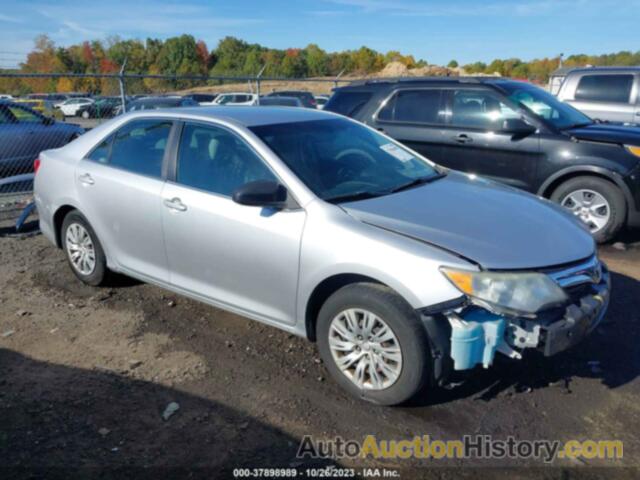 TOYOTA CAMRY L/LE/SE/XLE, 4T4BF1FK2CR271128
