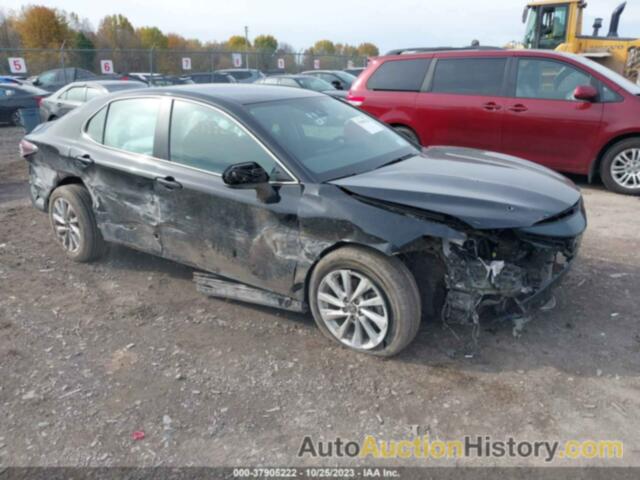 TOYOTA CAMRY LE AWD, 4T1C11BK4NU060423