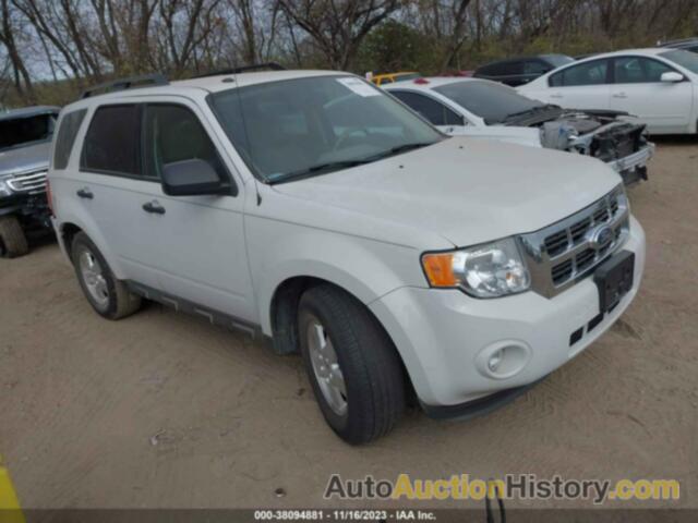 FORD ESCAPE XLT, 1FMCU0D76BKB20252