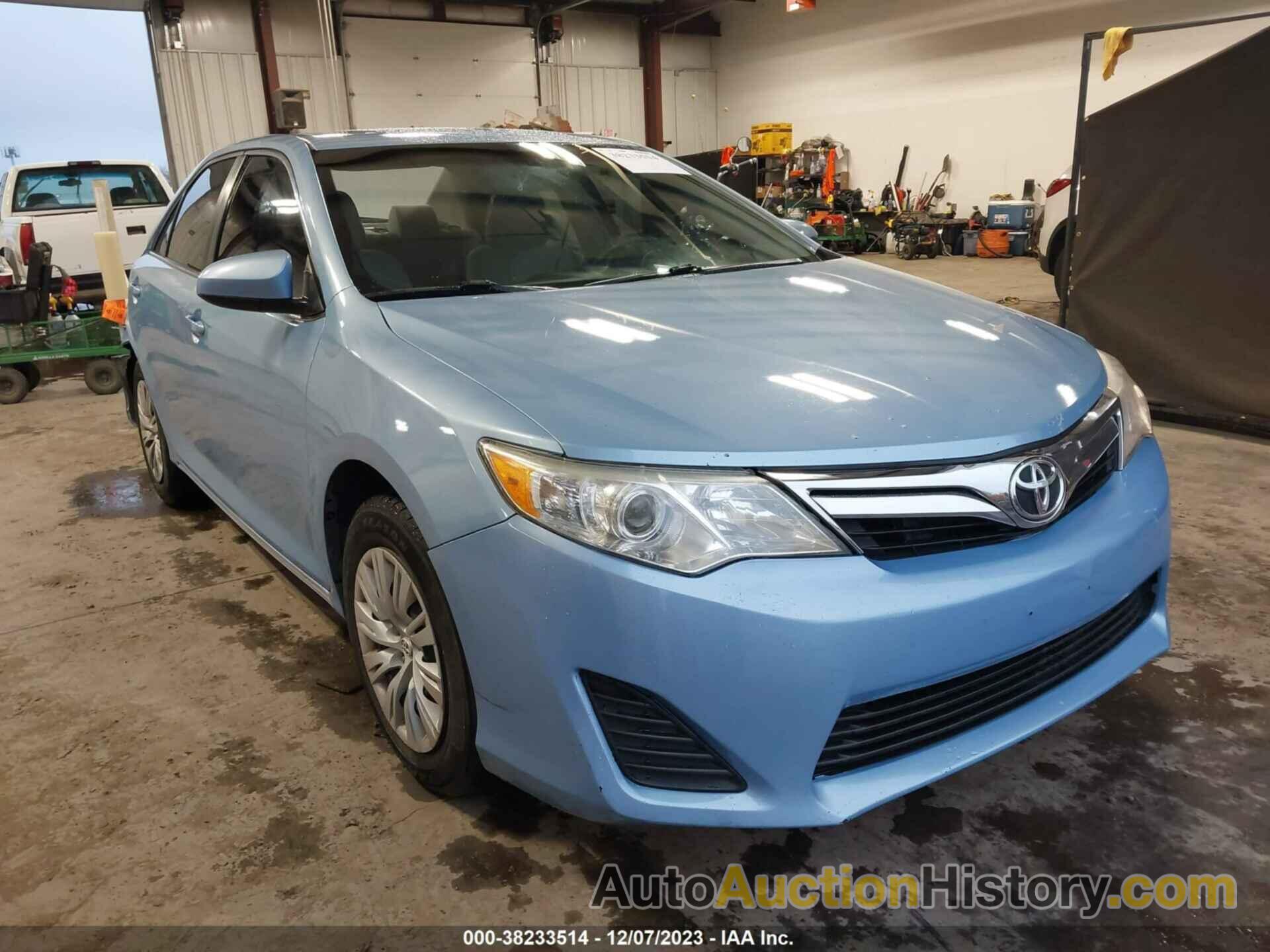 TOYOTA CAMRY LE, 4T1BF1FK7CU573296