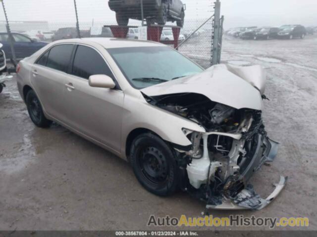 TOYOTA CAMRY LE, 4T1BE46K49U392542