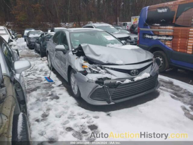 TOYOTA CAMRY LE AWD, 4T1C11BK6NU072749