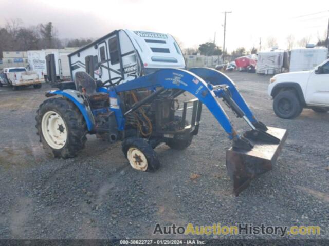 NEW HOLLAND TRACTOR, 2107012963