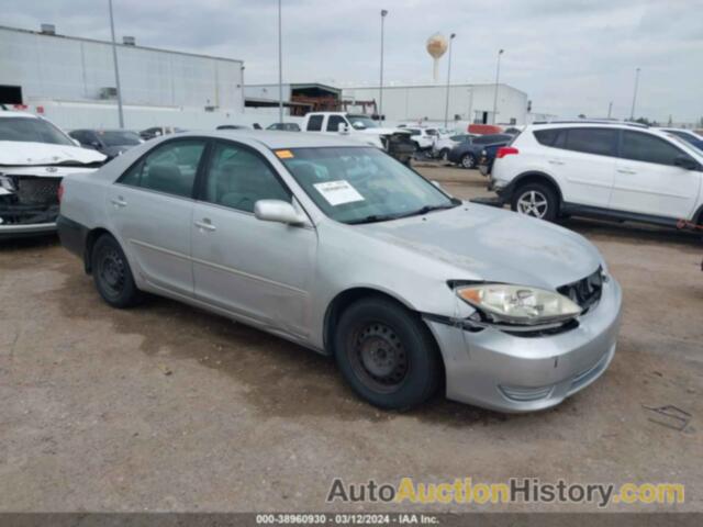 TOYOTA CAMRY LE, 4T1BE32KX6U727461
