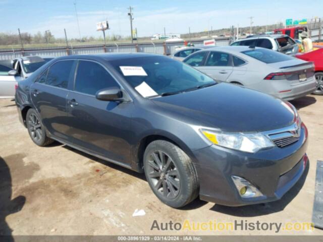 TOYOTA CAMRY XLE, 4T4BF1FK5CR228211