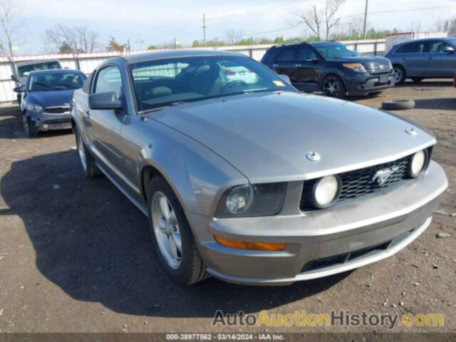 FORD MUSTANG GT DELUXE, 1ZVHT82H385190562