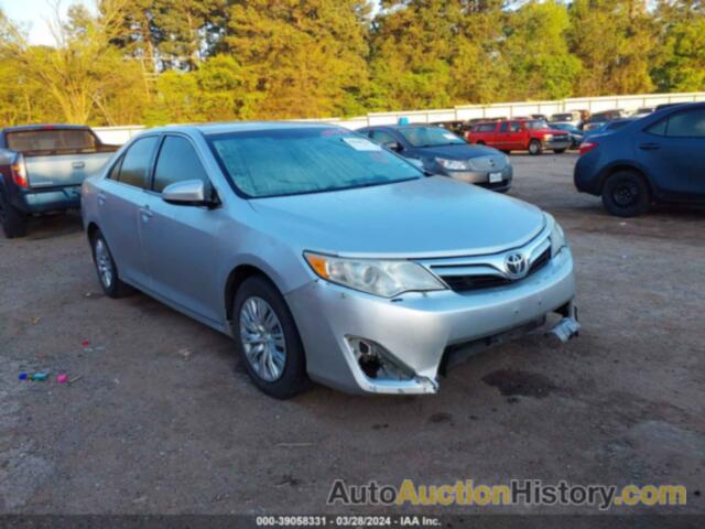 TOYOTA CAMRY LE, 4T4BF1FKXDR282864