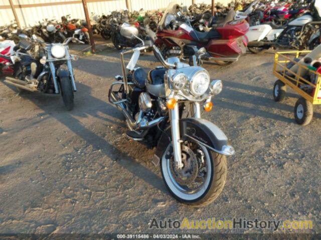 HARLEY-DAVIDSON FLHRC ROAD KING CLASSIC, 1HD1FRM39CB611647