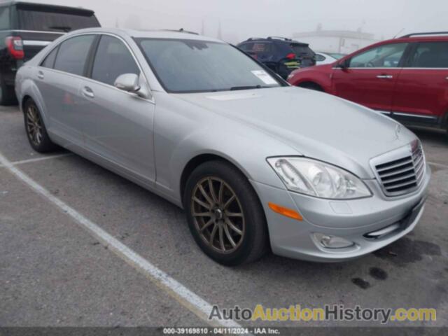 MERCEDES-BENZ S 550, WDDNG71X87AD83290
