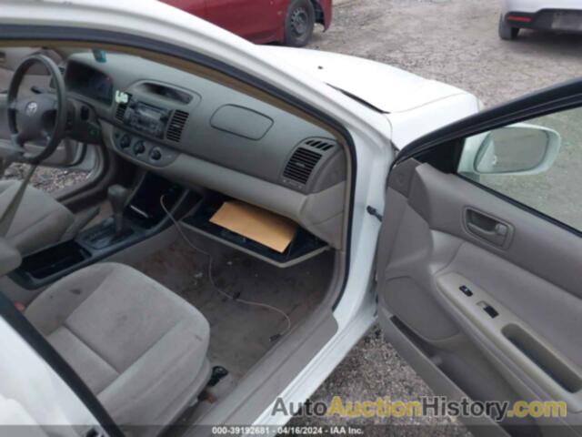 TOYOTA CAMRY LE, 4T1BF32K52U012787