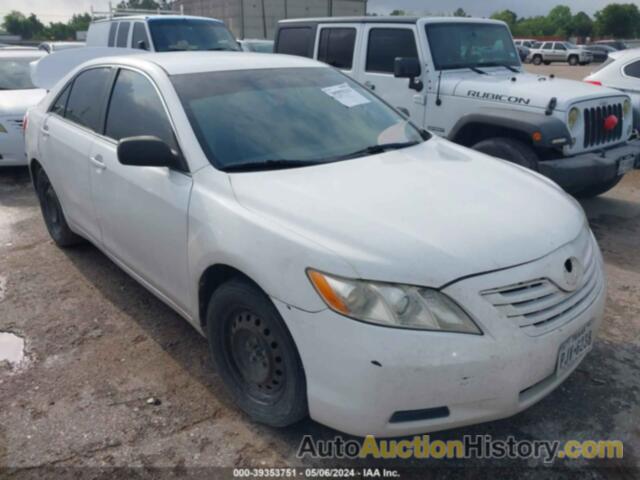 TOYOTA CAMRY LE, 4T1BE46K49U849575