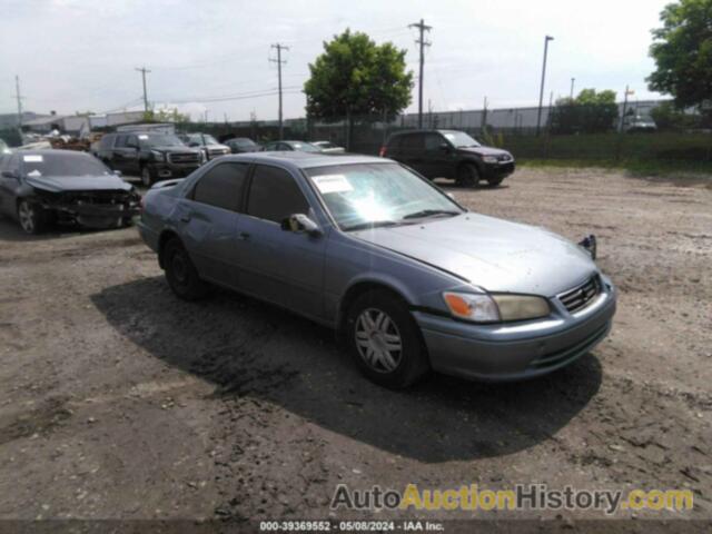TOYOTA CAMRY LE/XLE, 4T1BF22K0YU093037