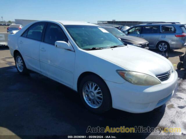 TOYOTA CAMRY LE, 4T1BE32KX5U415591
